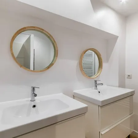 Apartment Familial Proche Des Commerces - 8p - Flat-guest *