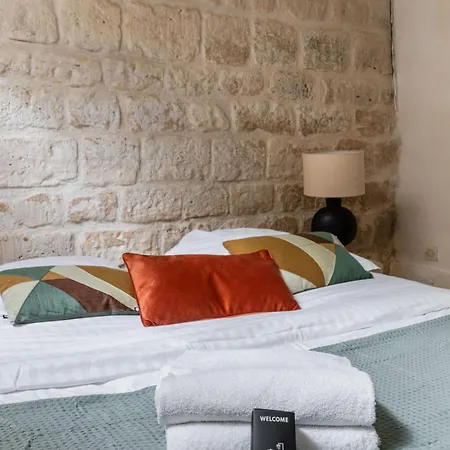 Familial Proche Des Commerces - 8p - Flat-guest Apartment Paris